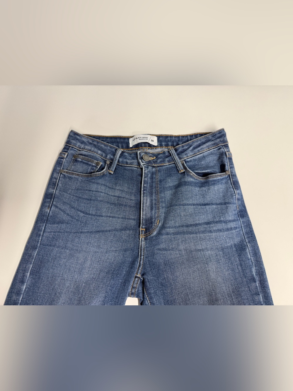 Just Black Women's Skinny Jeans in Medium Blue Wash